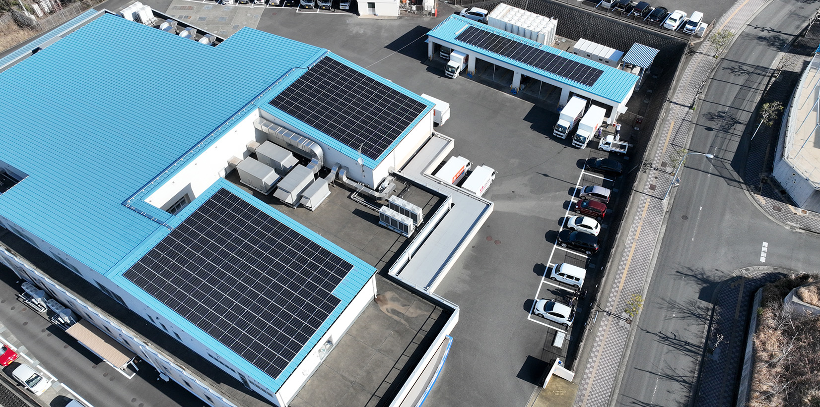 市有施設の太陽光発電設備（空撮）